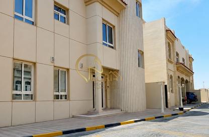 مجمع سكني - 4 غرف نوم - 5 حمامات للبيع في الريان القديمة - الريان - الدوحة