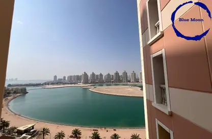 شقة - 2 غرف نوم - 3 حمامات للايجار في فيفا غرب - فيفا بحرية - جزيرة اللؤلؤة - الدوحة