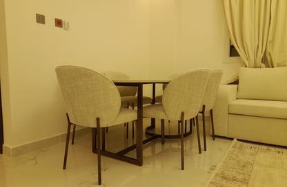 Apartment - 2 Bedrooms - 2 Bathrooms for rent in Umm Ghuwailina 4 - Umm Ghuwailina - Doha