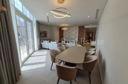 Penthouse - 3 Bedrooms - 5 Bathrooms for rent in Floresta Gardens - Floresta Gardens - The Pearl Island - Doha