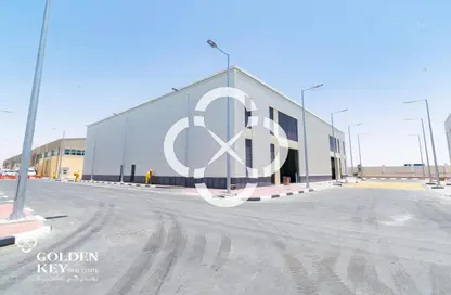 مخزن - استوديو - 2 حمامات للايجار في شارع الصناعية الشرقي - بركة العوامر - الوكرة