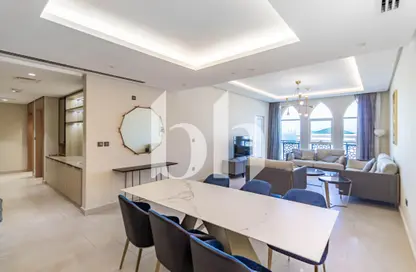 شقة - 2 غرف نوم - 2 حمامات للايجار في البلاج الجنوبي - البلاج - جزيرة اللؤلؤة - الدوحة