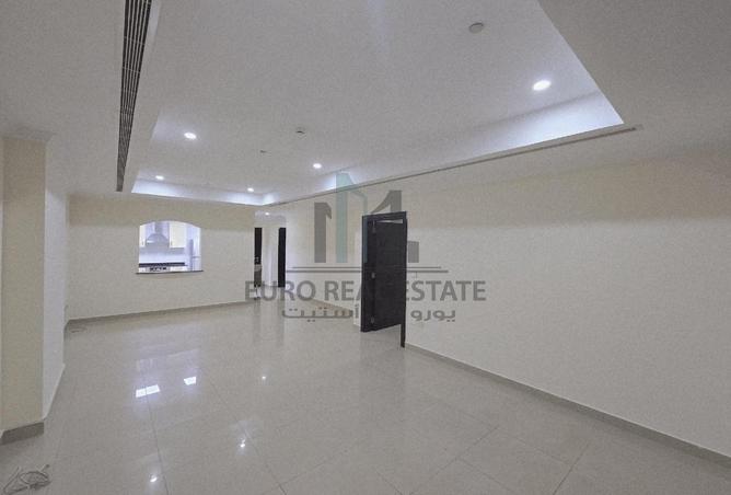 51673669 - Property Image 3