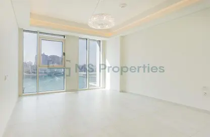 Apartment - 1 Bedroom - 2 Bathrooms for rent in Crystal Residence - Gewan Island - The Pearl Island - Doha