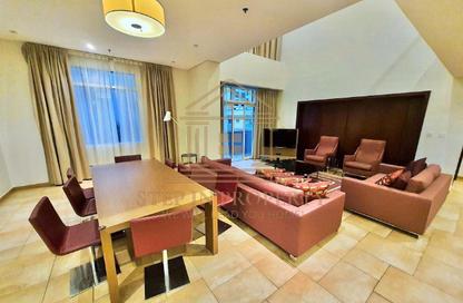 Duplex - 4 Bedrooms - 6 Bathrooms for rent in Ramada Commercial Building - Al Rawabi Street - Al Muntazah - Doha