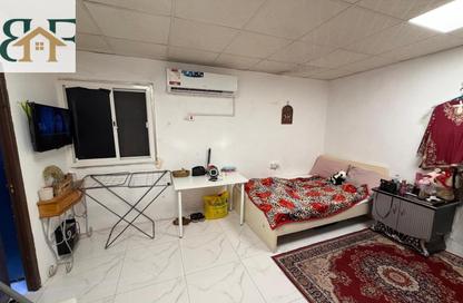 Apartment - Studio - 1 Bathroom for rent in Muntazah 7 - Al Muntazah - Doha