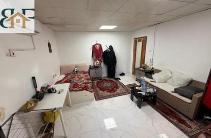 Apartment - Studio - 1 Bathroom for rent in Muntazah 7 - Al Muntazah - Doha