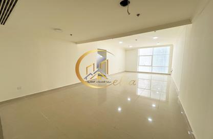 Apartment - 2 Bedrooms - 2 Bathrooms for rent in Al Khair Tower - Corniche Road - Corniche Road - Doha Apartment - 2 Bedrooms - 2 Bathrooms for rent in Al Khair Tower - Corniche Road - Corniche Road - Doha