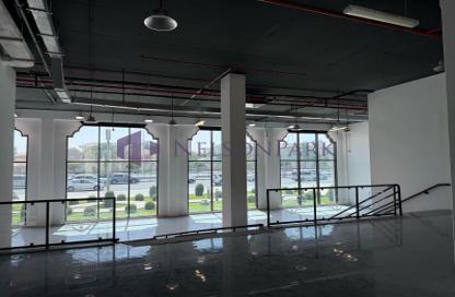 Show Room - Studio - 2 Bathrooms for rent in Salwa Commercial Building - Salwa Road - Doha