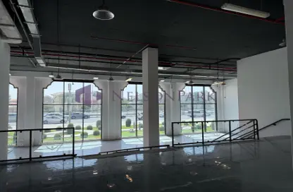 Show Room - Studio - 2 Bathrooms for rent in Salwa Commercial Building - Salwa Road - Doha