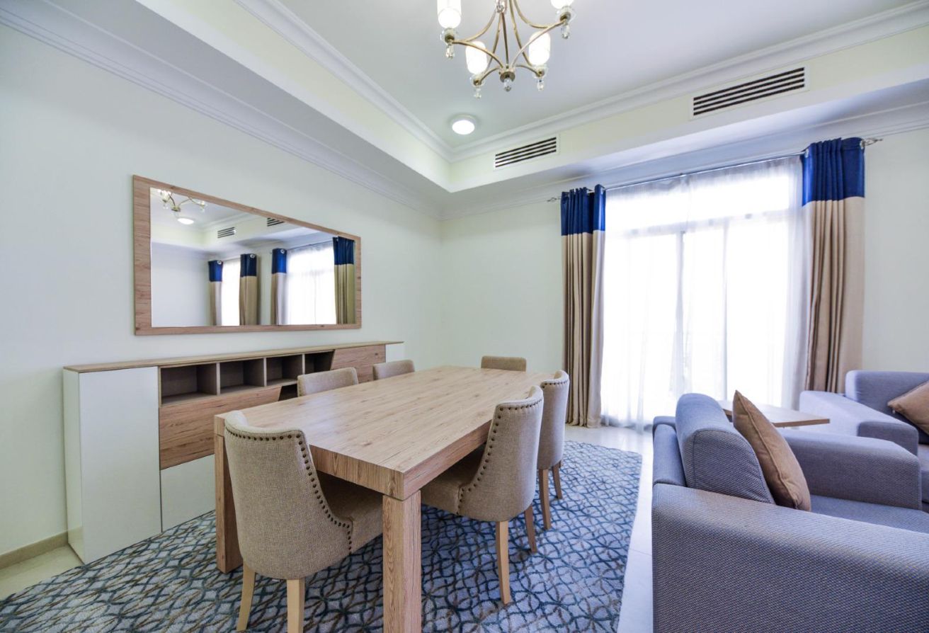 Furnished 2 BDR Apartment in Luxurious Compound thumbnail 10