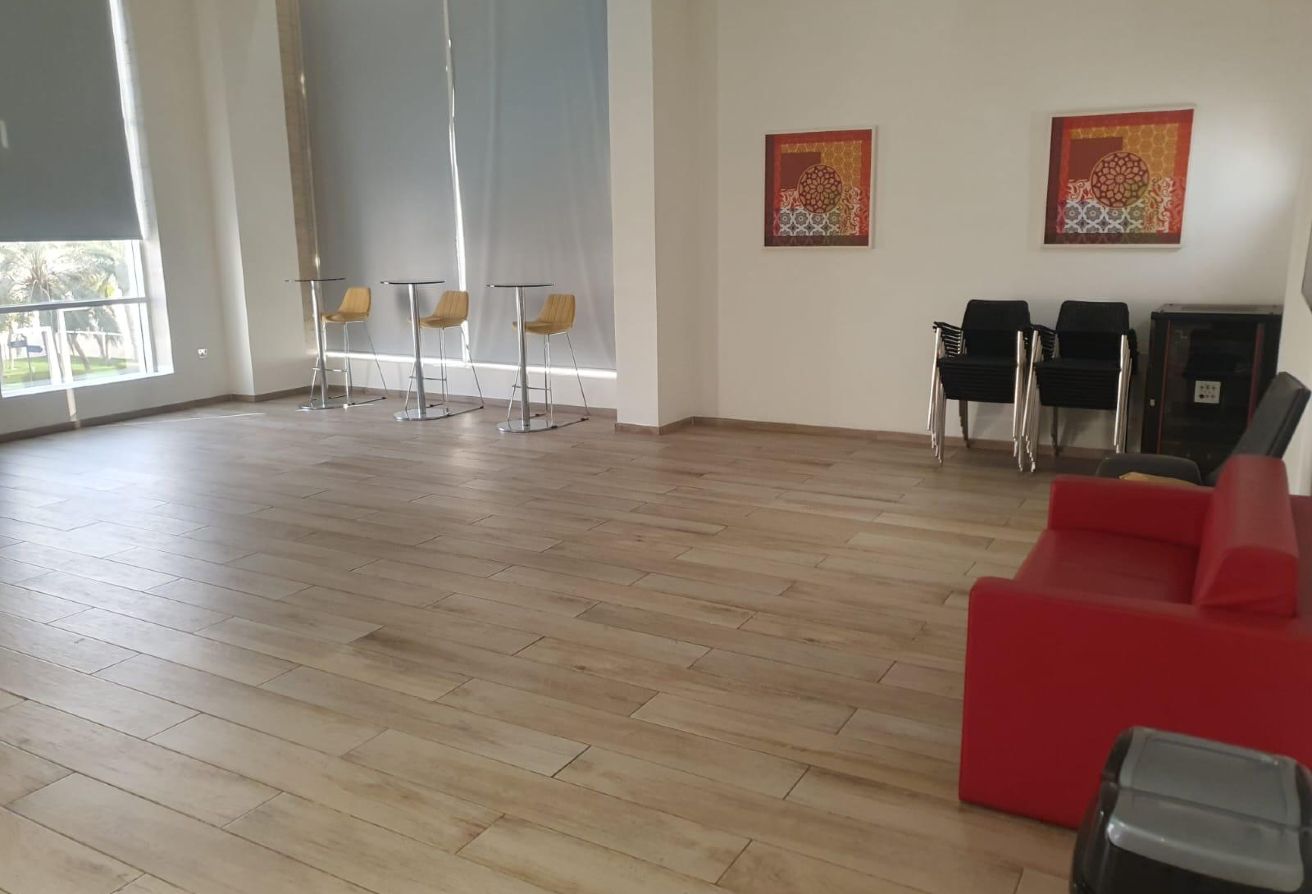 Furnished 2 BDR Apartment in Luxurious Compound thumbnail 6