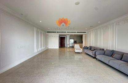 Apartment - 3 Bedrooms - 5 Bathrooms for sale in Seef Lusail Tower 1 - Seef Lusail - Lusail City - Lusail