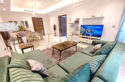 Apartment - 2 Bedrooms - 3 Bathrooms for rent in Giardino Apartments - The Pearl Island - Doha