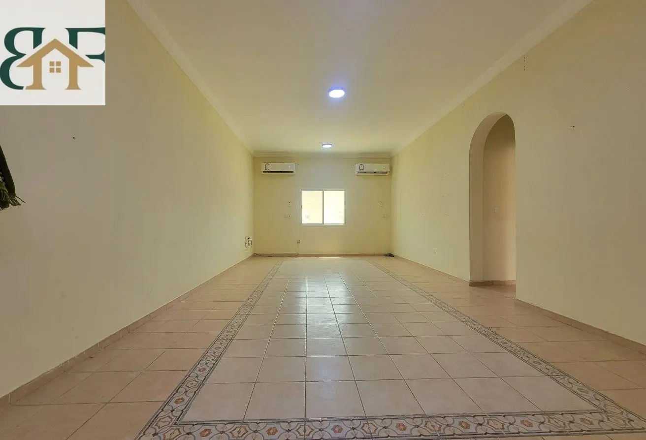 63253813 - Property Main Image