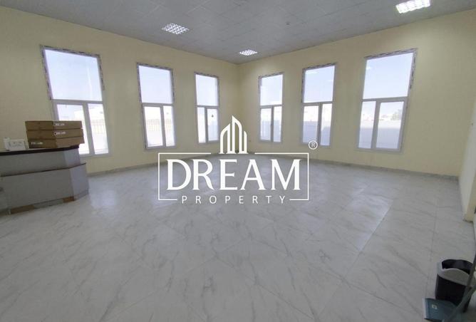 54198857 - صورة العقار 2