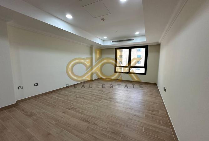 57727769 - Property Image 3