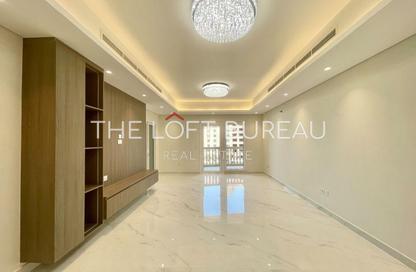 Apartment - 2 Bedrooms - 3 Bathrooms for sale in West Porto Drive - Porto Arabia - The Pearl Island - Doha Apartment - 2 Bedrooms - 3 Bathrooms for sale in West Porto Drive - Porto Arabia - The Pearl Island - Doha