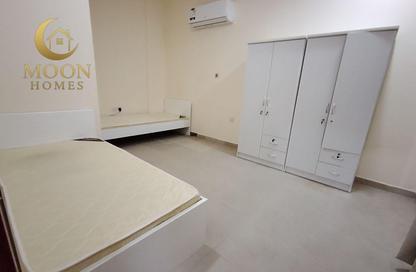 Apartment - 1 Bedroom - 1 Bathroom for rent in Umm Ghuwailina 4 - Umm Ghuwailina - Doha