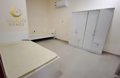 Apartment - 1 Bedroom - 1 Bathroom for rent in Umm Ghuwailina 4 - Umm Ghuwailina - Doha