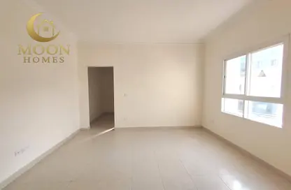 شقة - 2 غرف نوم - 2 حمامات للايجار في منتزه 7 - المنتزه - الدوحة