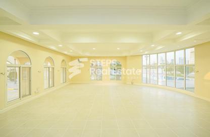 Villa - 5 - 6 for rent in West Bay Lagoon Villas - West Bay Lagoon - West Bay Lagoon - Doha