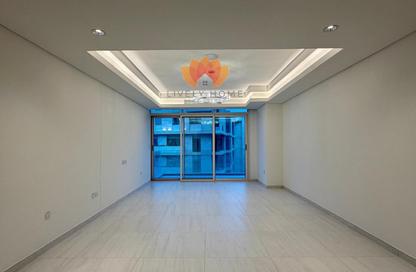 Apartment - 2 Bedrooms - 4 Bathrooms for sale in Crystal Residence - Gewan Island - The Pearl Island - Doha