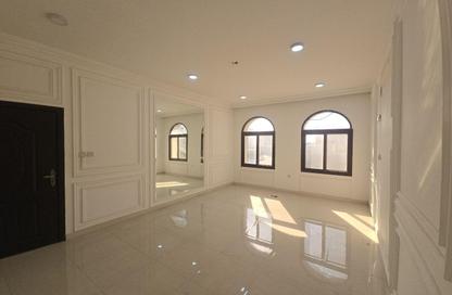 Villa - 5 Bedrooms - 5 Bathrooms for rent in Al Dana st - Muraikh - AlMuraikh - Doha