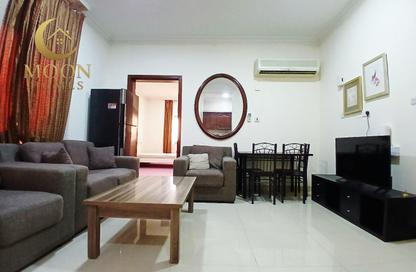 Apartment - 1 Bedroom - 1 Bathroom for rent in Umm Ghuwailina 4 - Umm Ghuwailina - Doha