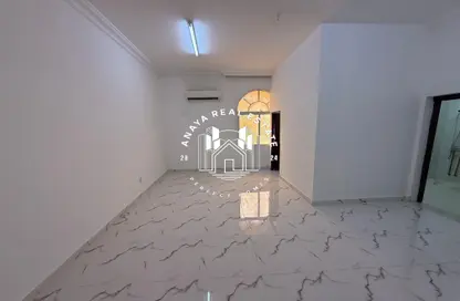 Apartment - 1 Bedroom - 1 Bathroom for rent in Al Maamoura - Al Maamoura - Doha