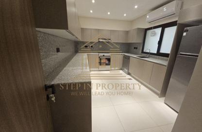 Apartment - 3 Bedrooms - 2 Bathrooms for rent in Umm Ghwailina Comm - Umm Ghuwalina - Umm Ghuwailina - Doha Apartment - 3 Bedrooms - 2 Bathrooms for rent in Umm Ghwailina Comm - Umm Ghuwalina - Umm Ghuwailina - Doha