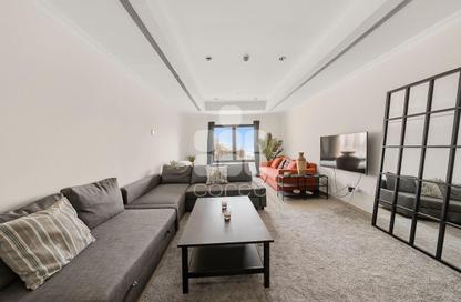 Apartment - Studio - 1 for rent in East Porto Drive - Porto Arabia - The Pearl Island - Doha