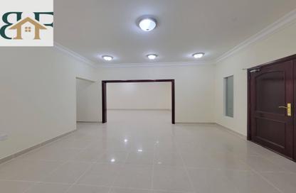 Villa - 4 Bedrooms - 5 Bathrooms for rent in Old Airport Road - Old Airport Road - Doha