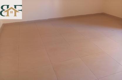 Apartment - 2 Bedrooms - 2 Bathrooms for rent in Al Mansoura - Doha