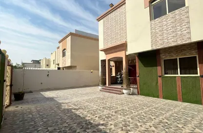 فيلا - 6 غرف نوم - 4 حمامات للايجار في شارع النعيجة - النعيجة - الدوحة