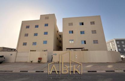 Staff Accommodation - Studio - 7+ Bathrooms for rent in Umm Salal Ali - Umm Salal Ali - Doha