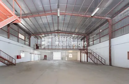 Warehouse - Studio - 7+ Bathrooms for rent in Industrial Area 2 - Industrial Area - Industrial Area - Doha