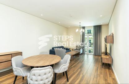 Apartment - 2 Bedrooms - 3 Bathrooms for sale in Floresta Gardens - Floresta Gardens - The Pearl Island - Doha