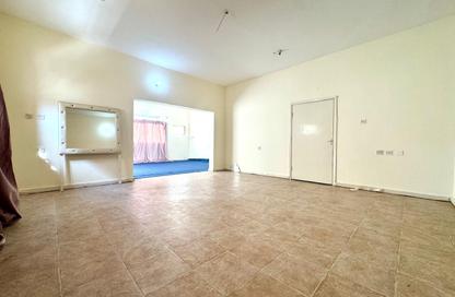Apartment - 1 Bedroom - 1 Bathroom for rent in Fereej Bin Mahmoud North - Fereej Bin Mahmoud - Doha