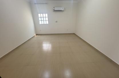 Apartment - Studio - 1 for rent in Ain Khaled - Doha