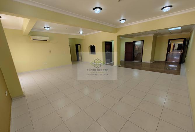 54974823 - Property Image 3