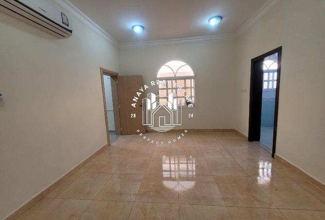 1022912 - Property Image 3