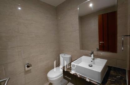 Apartment - 1 Bedroom - 2 Bathrooms for rent in West Porto Drive - Porto Arabia - The Pearl Island - Doha
