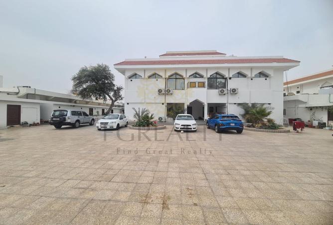 53142919 - Property Image 2