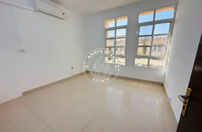 Villa - 2 Bedrooms - 1 Bathroom for rent in Souk Al gharaffa - Al Gharrafa - Doha Villa - 2 Bedrooms - 1 Bathroom for rent in Souk Al gharaffa - Al Gharrafa - Doha