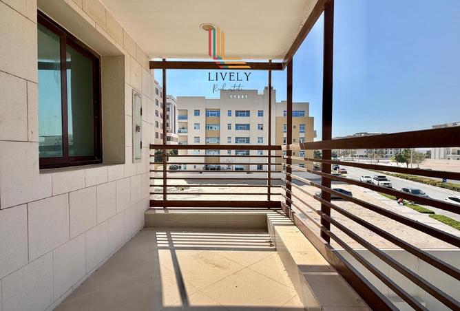 52637260 - Property Image 3