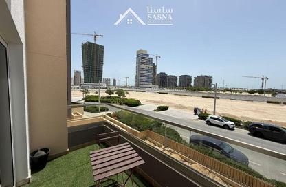 Apartment - 1 - 1 for sale in Lusail Marina Heights - Marina District - Lusail