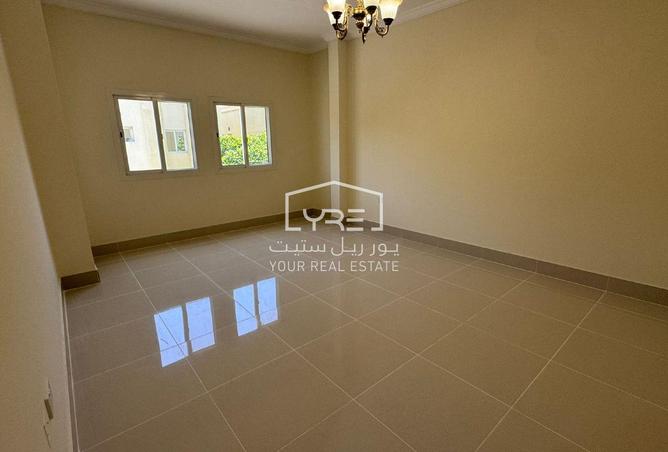 57033131 - Property Image 2