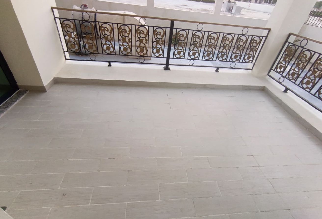 ELEGANT FF 1BHK HUGE BALCONY SPACIOUS APARTMENT thumbnail 11