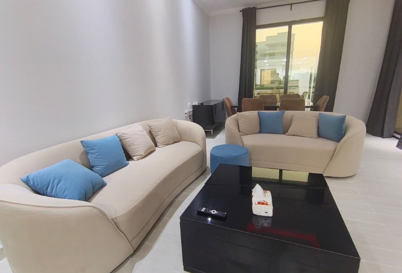 ELEGANT FF 1BHK HUGE BALCONY SPACIOUS APARTMENT thumbnail 9
